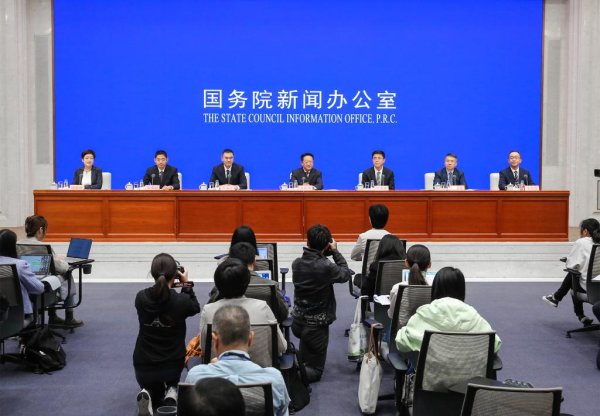 天弘优配 四部门解读社会救助、老年助餐热点问题