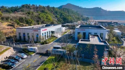 爱一配 访宁波人工智能超算中心 “最强算脑”如何服务发展？